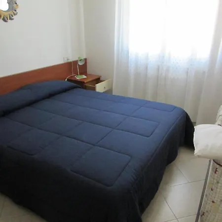Apartamento Appartamenti Gelsomino - Zona Mare Con Spazi Esterni, Clima E Posti Auto Marina di Campo